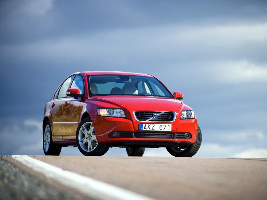  Volvo S40 T5 2007 года  (фото 8 из 41)